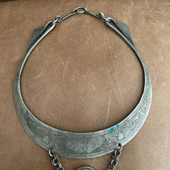 Antique boho vintage collar flower necklace - Picture 3 of 8